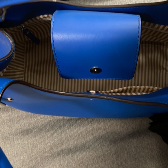 Kate Spade College Hill Charlie 💙 — $60 - Picture 7 of 10